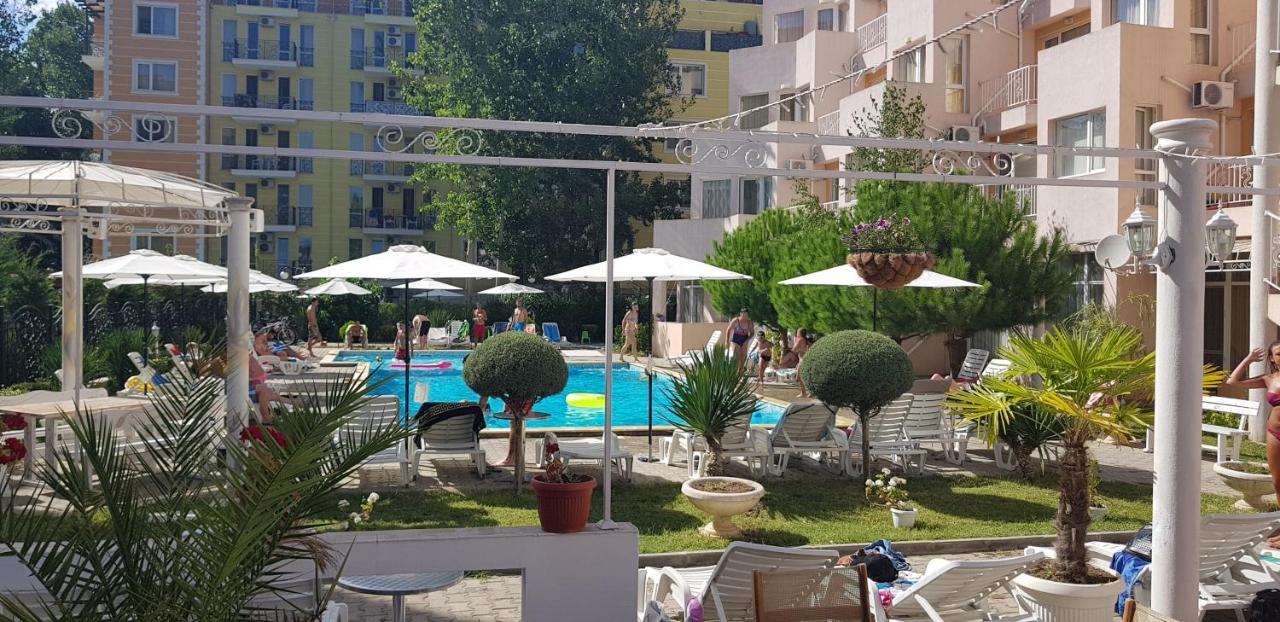 Vanilla Garden Apartments 써니비치 외부 사진
